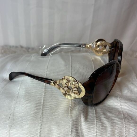 Vital Reality Round Sunglasses Tortoise‎ main image 5
